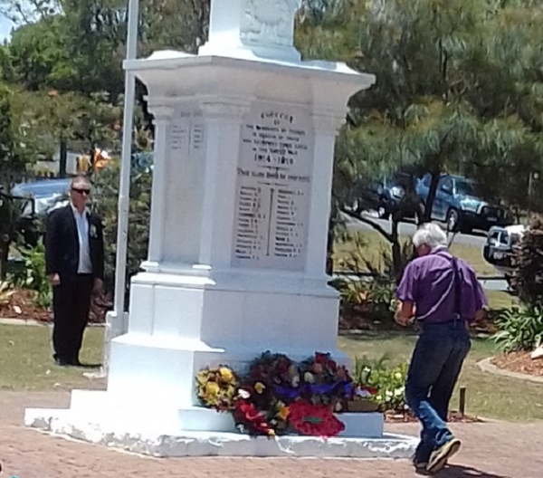 Wreath presentation